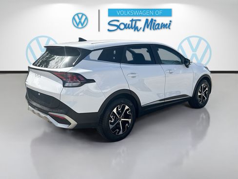 Used 2024 Kia Sportage EX FWD image 7