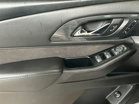 Used 2023 Chevrolet Traverse High Country w/ LPO, Floor Liner Package image 11