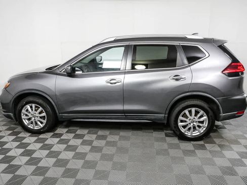 Used 2017 Nissan Rogue SV AWD/4WD image 28