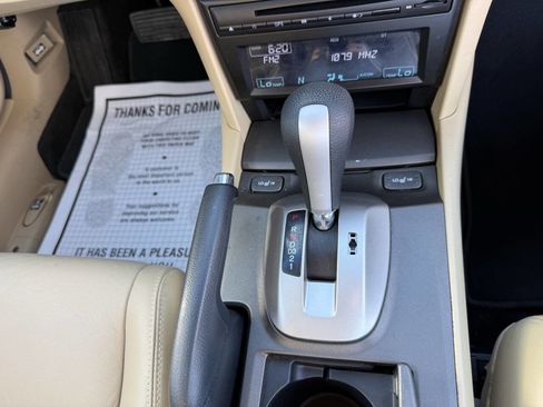 Used 2011 Honda Accord EX-L image 25