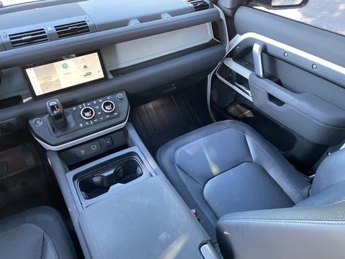 Used 2023 Land Rover Defender 110 X-Dynamic SE image 29