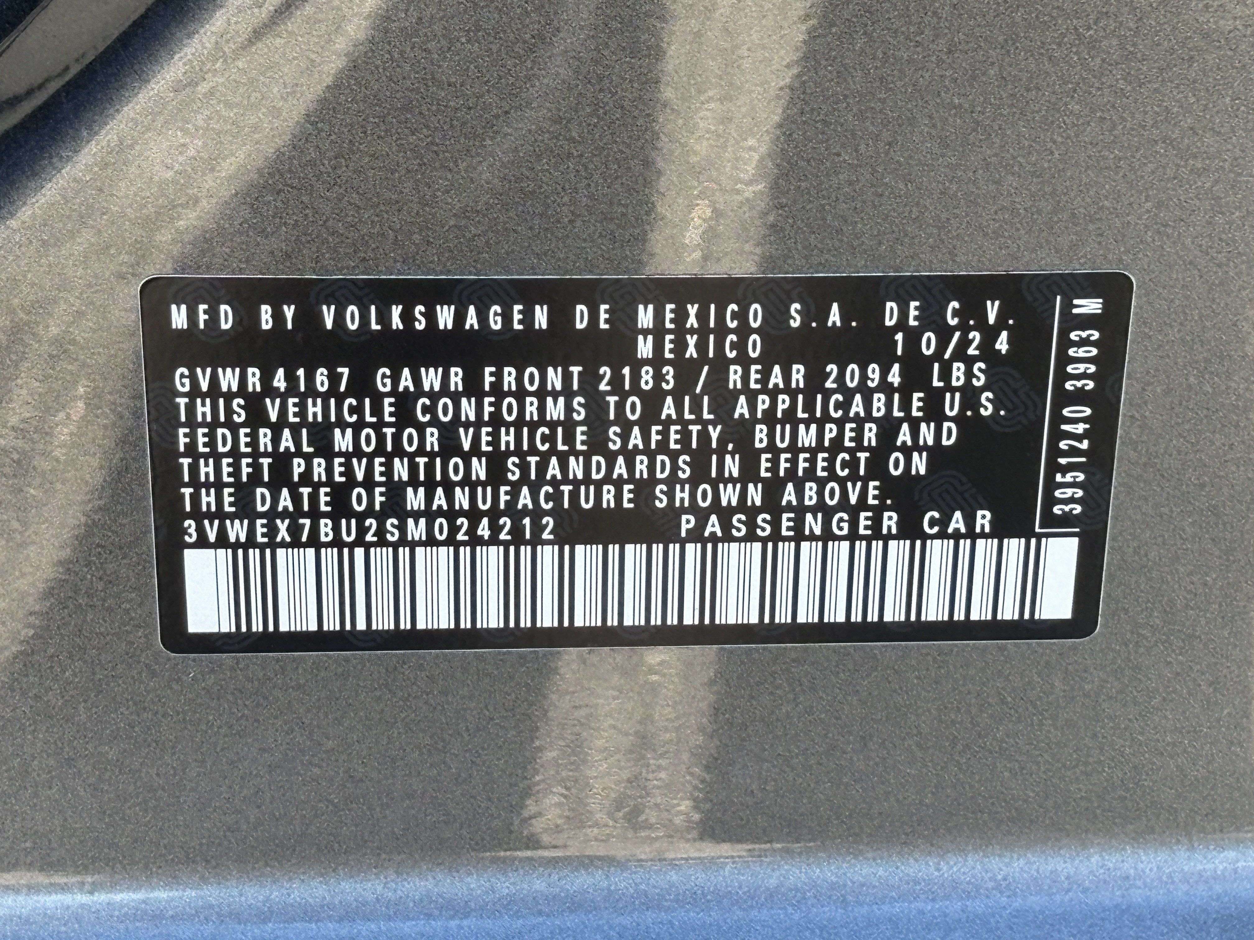 Used 2025 Volkswagen Jetta SE FWD image 25