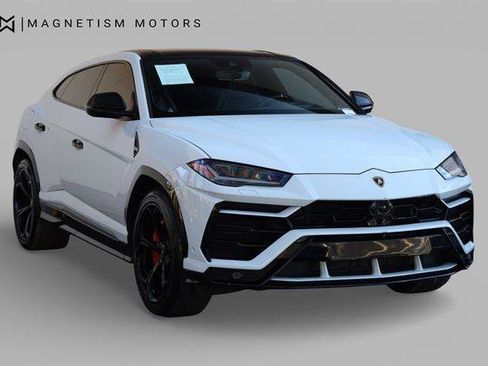 Used 2019 Lamborghini Urus AWD/4WD image 4
