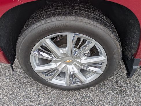 Used 2023 Chevrolet Silverado 1500 High Country w/ High Country Premium Package image 10