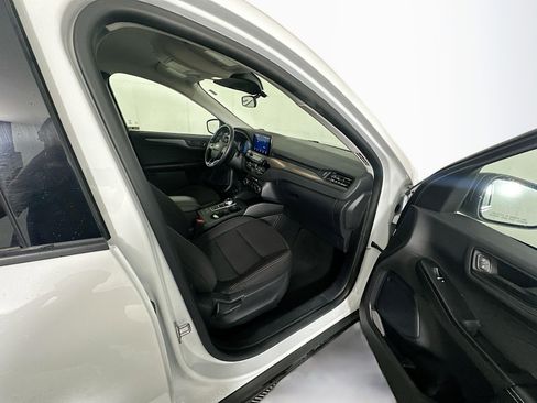 Used 2024 Ford Escape Active FWD image 30