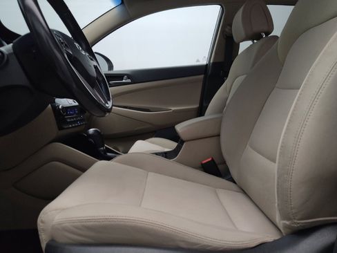 Used 2017 Hyundai Tucson Value w/ Cargo Package FWD image 17