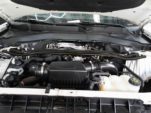 Used 2023 Ford Explorer Platinum w/ Technology Package AWD/4WD image 32