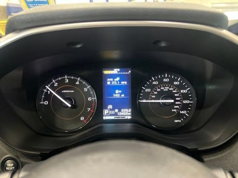 Used 2020 Subaru Crosstrek 2.0i Premium w/ Moonroof Package 1 AWD/4WD image 8