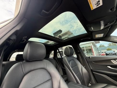 Used 2021 Mercedes-Benz GLC 300 4MATIC image 31