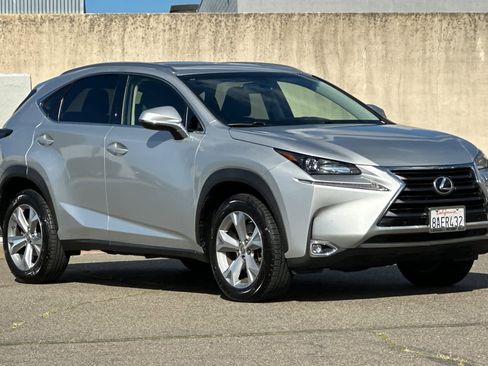 Used 2017 Lexus NX 200t AWD w/ Premium Package image 5