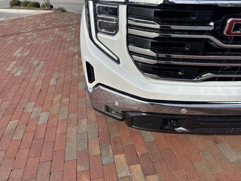 Used 2024 GMC Sierra 1500 SLT w/ SLT Premium Plus Package AWD/4WD image 21