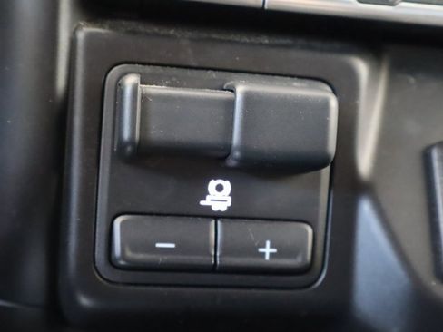 Used 2021 GMC Sierra 2500 AT4 image 38