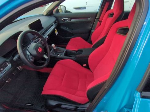 Used 2025 Honda Civic Type R image 5