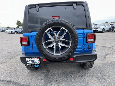 Used 2024 Jeep Wrangler Unlimited w/ Convenience Group image 6