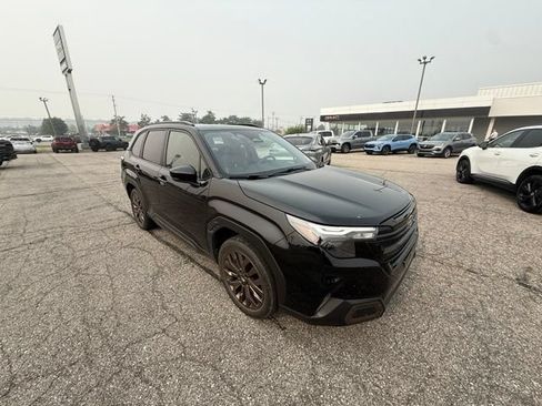 Used 2025 Subaru Forester Sport AWD/4WD image 1
