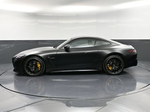 Used 2025 Mercedes-Benz AMG GT 63 image 2