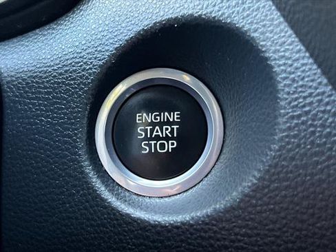 Certified 2023 Toyota Corolla Cross LE FWD image 24