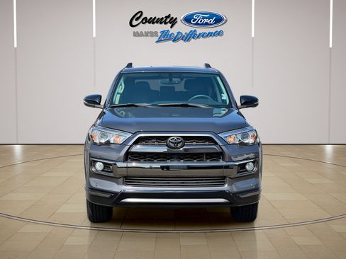 Used 2019 Toyota 4Runner Limited AWD/4WD image 5