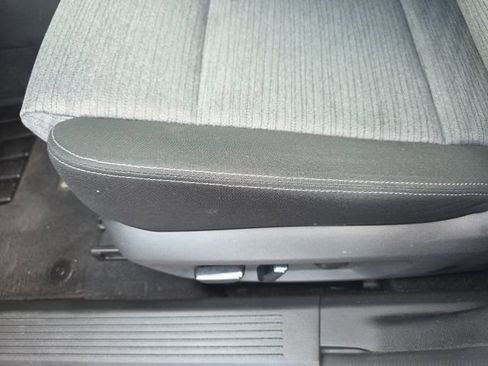 Used 2023 Nissan Rogue SV image 14