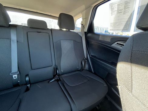 Used 2025 Kia Sportage LX image 36