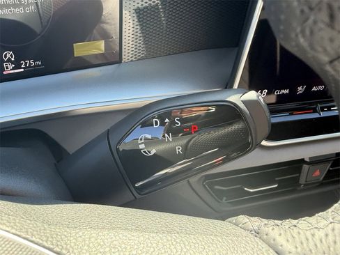 New 2026 Volkswagen Tiguan SE R-Line image 20