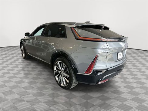 Certified 2024 Cadillac Lyriq Luxury image 4
