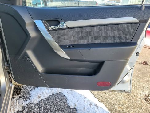 Used 2009 Chevrolet Aveo LT w/ Power and Convenience Package image 14