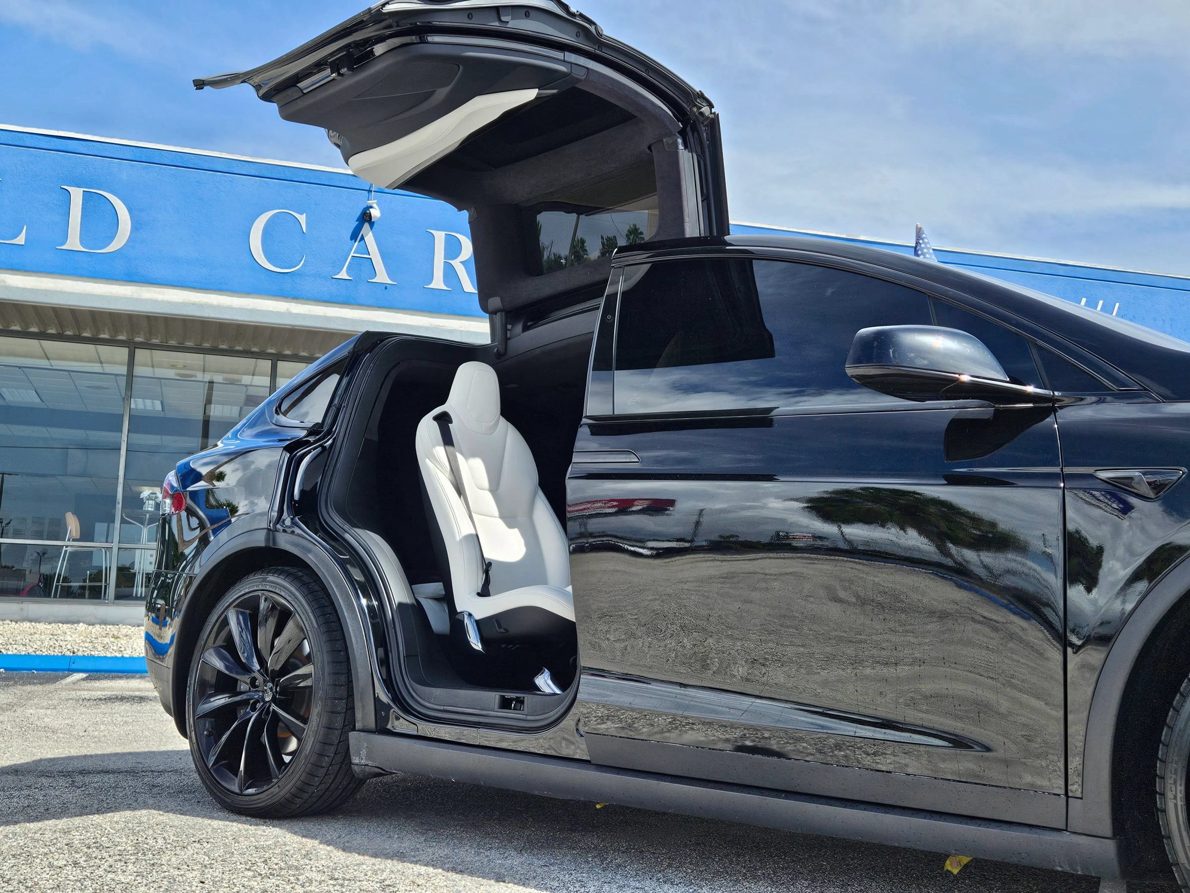 Used 2020 Tesla Model X AWD/4WD image 10