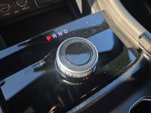 New 2025 Jeep Grand Cherokee Laredo image 18