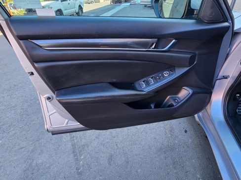 Used 2019 Honda Accord Sport image 21