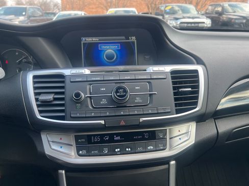 Used 2014 Honda Accord Sport image 28