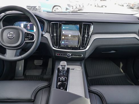 New 2025 Volvo V60 B5 Cross Country Ultra w/ Protection Package Premier image 15