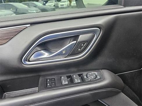 Used 2021 Chevrolet Tahoe LT image 34