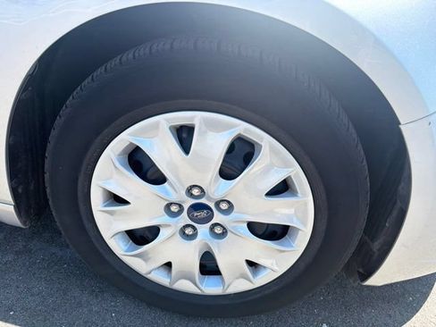Used 2019 Ford Fusion S FWD image 4