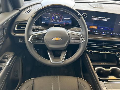 New 2026 Chevrolet Traverse High Country FWD image 16