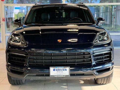 Used 2019 Porsche Cayenne S AWD/4WD image 2
