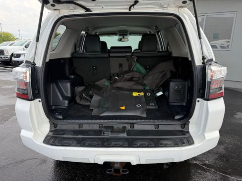 Used 2019 Toyota 4Runner SR5 Premium AWD/4WD image 34