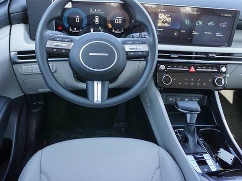 New 2026 Hyundai Tucson SEL image 14