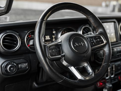 Used 2021 Jeep Wrangler Unlimited Rubicon w/ Xtreme Recon 35" Tire Package image 10