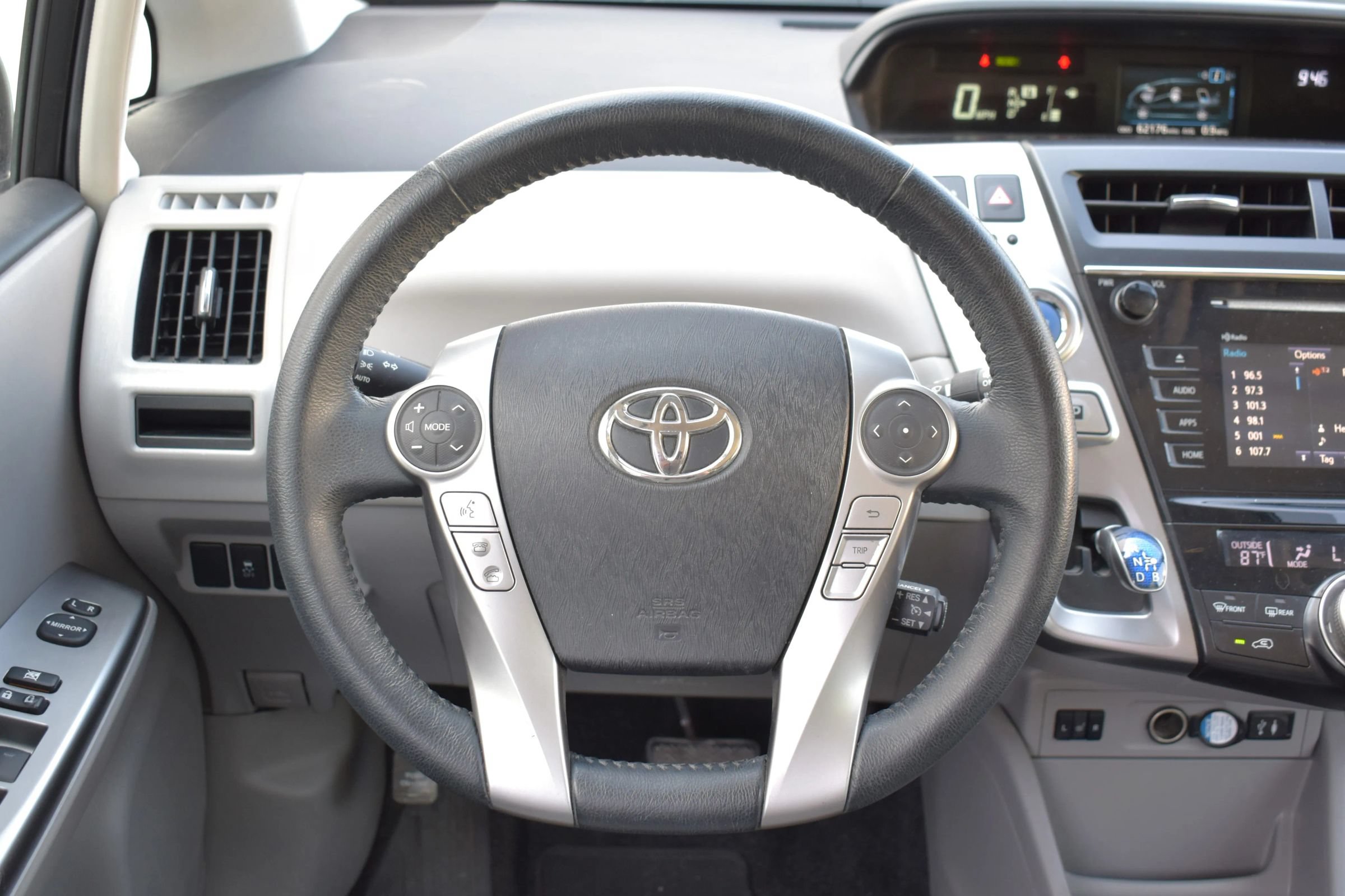Used 2015 Toyota Prius V Four FWD image 14
