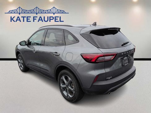 Used 2025 Ford Escape ST-Line Select AWD/4WD image 5