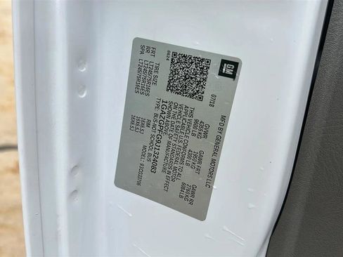 Used 2018 Chevrolet Express 3500 LT w/ LT Preferred Equipment Group image 41