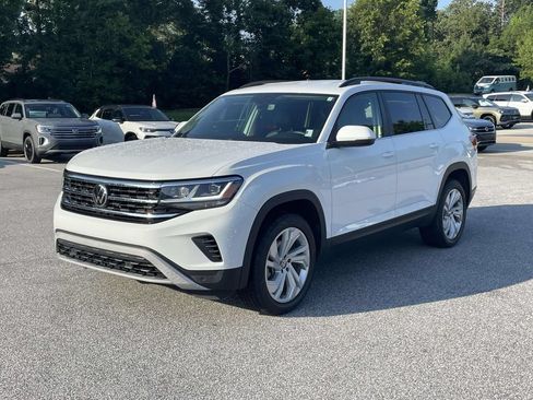 Certified 2023 Volkswagen Atlas SE FWD image 4