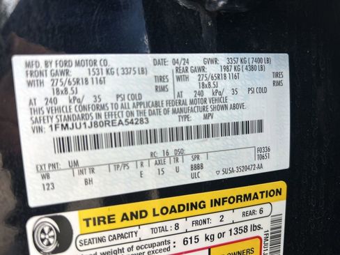 Used 2024 Ford Expedition XLT AWD/4WD image 47