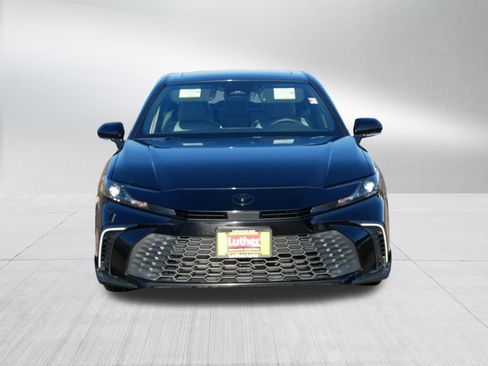 Used 2025 Toyota Camry SE w/ Multimedia Upgrade Package image 2