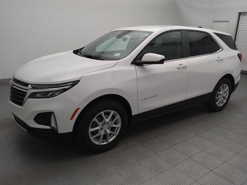Used 2023 Chevrolet Equinox LT AWD/4WD image 2