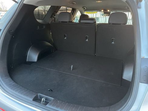 Used 2022 Hyundai Santa Fe SEL image 9