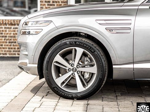 Used 2024 Genesis GV80 2.5T w/ Advanced Package image 8