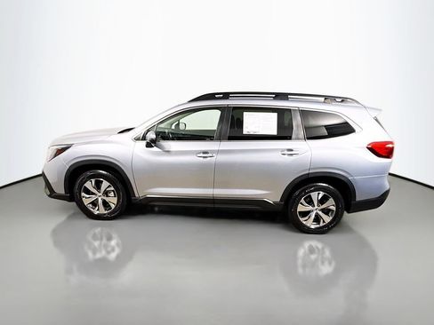Used 2023 Subaru Ascent Premium AWD/4WD image 4