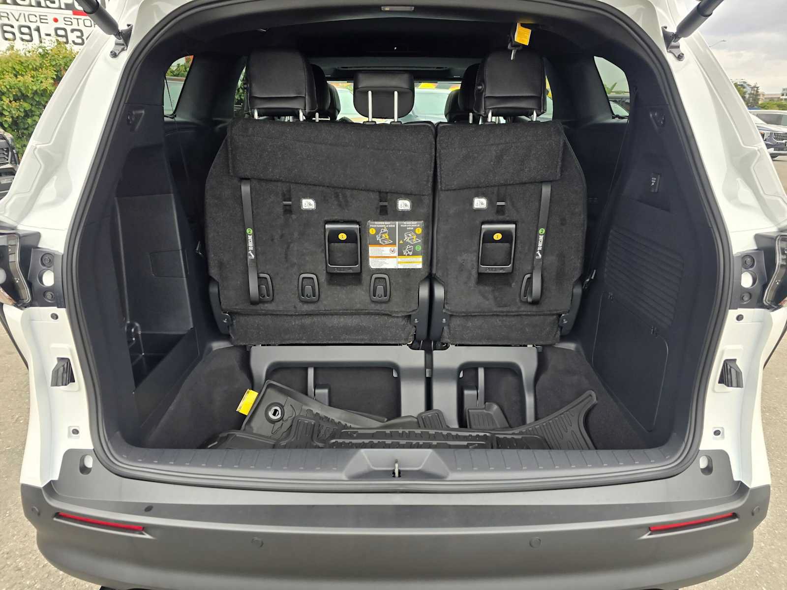 New 2026 Toyota Sienna XLE Woodland Edition AWD/4WD image 16